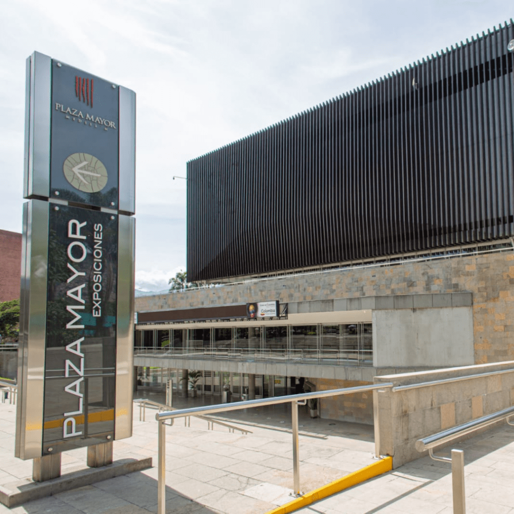 Centro de Convenciones y exposiciones Plaza Mayor